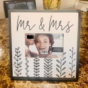 New Photo Frame Mr & Mrs GreenTree Gallery 6” X 4”